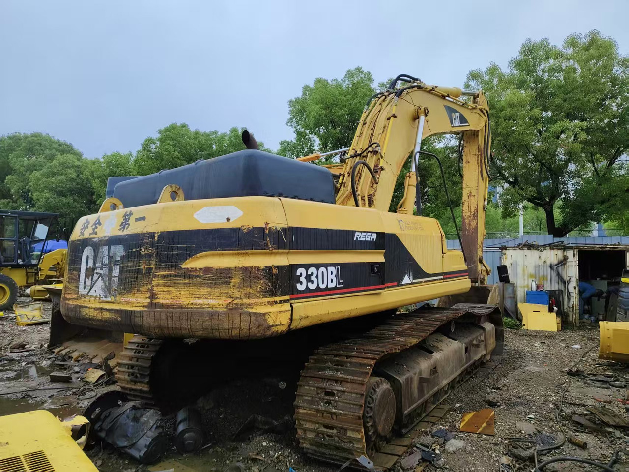 CATERPILLAR 330BL - Crawler excavator: picture 1 CATERPILLAR 330BL - Crawler excavator: picture 1