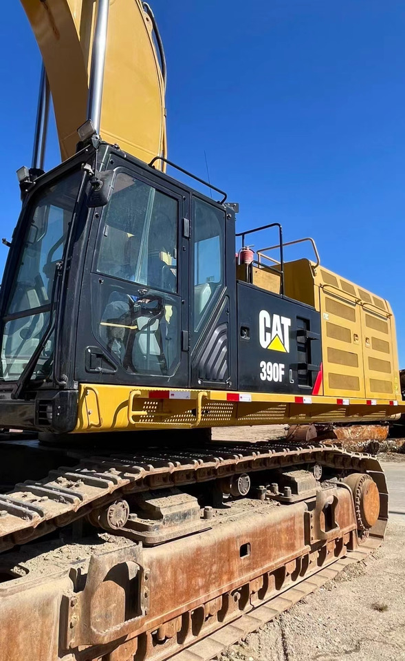 CATERPILLAR 390F - Crawler excavator: picture 1 CATERPILLAR 390F - Crawler excavator: picture 1