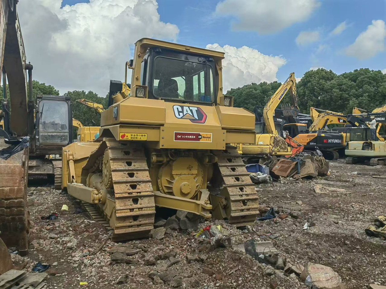 CATERPILLAR D6R - Bulldozer: picture 3 CATERPILLAR D6R - Bulldozer: picture 3