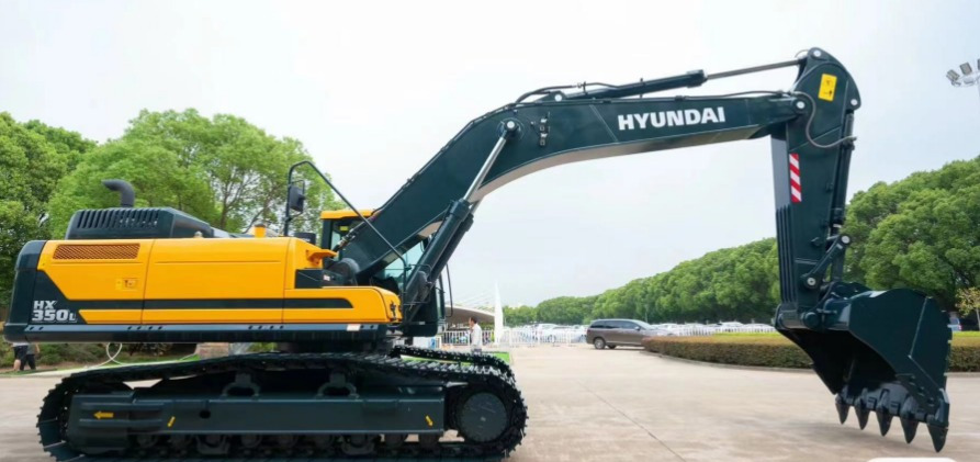 HYUNDAI HX350L - Crawler excavator: picture 2 HYUNDAI HX350L - Crawler excavator: picture 2