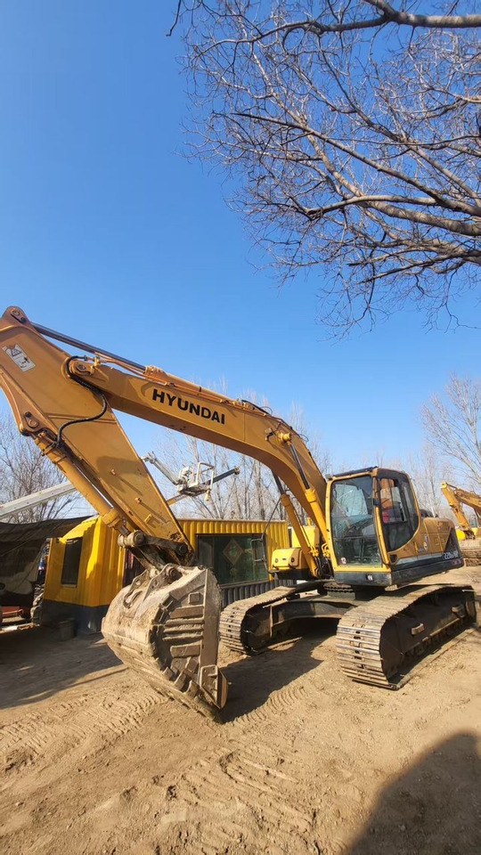 HYUNDAI R220LC-9S - Crawler excavator: picture 2 HYUNDAI R220LC-9S - Crawler excavator: picture 2