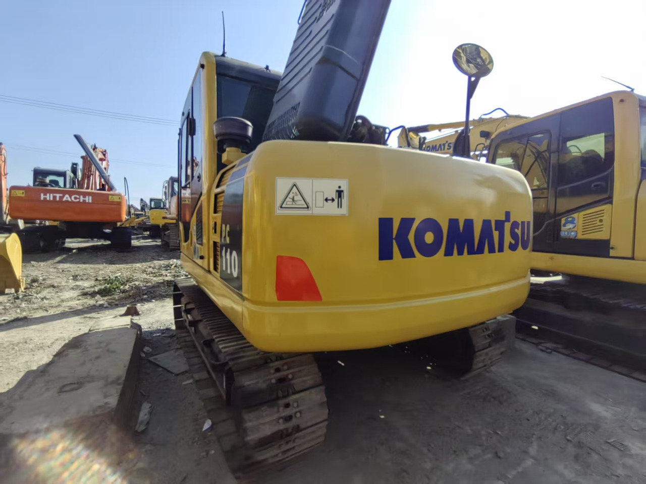 KOMATSU PC110-7 - Crawler excavator: picture 5 KOMATSU PC110-7 - Crawler excavator: picture 5