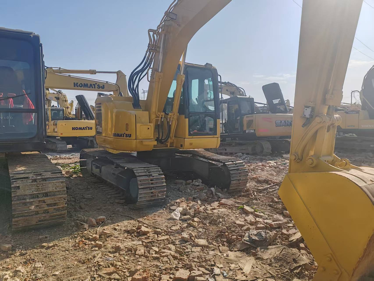KOMATSU PC138US-8 - Crawler excavator: picture 2 KOMATSU PC138US-8 - Crawler excavator: picture 2