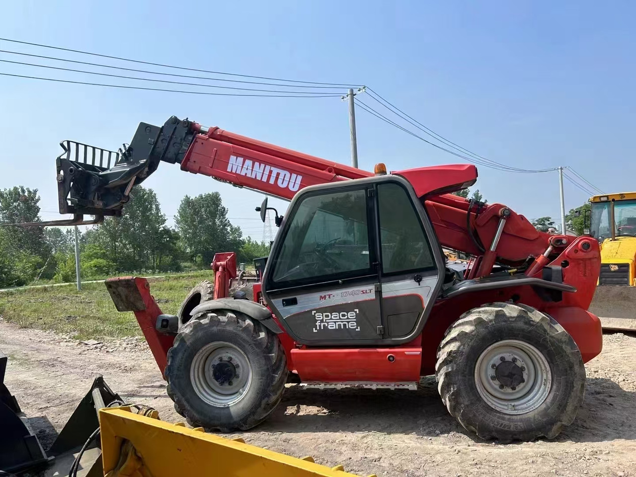 MANITOU MT1740SLT - Telescopic handler: picture 4 MANITOU MT1740SLT - Telescopic handler: picture 4