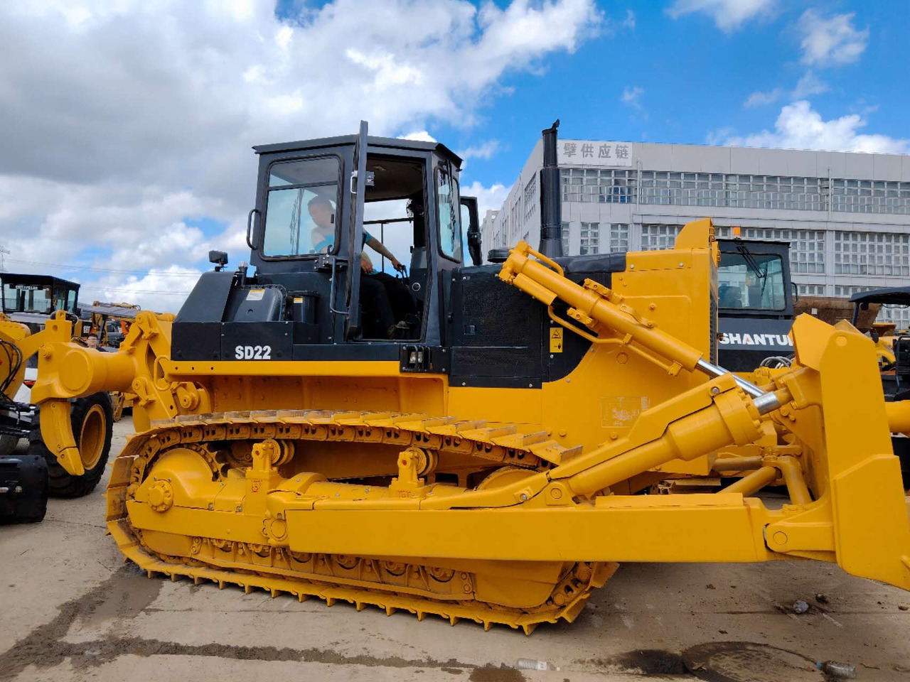 SHANTUI SD22 - Bulldozer: picture 3 SHANTUI SD22 - Bulldozer: picture 3