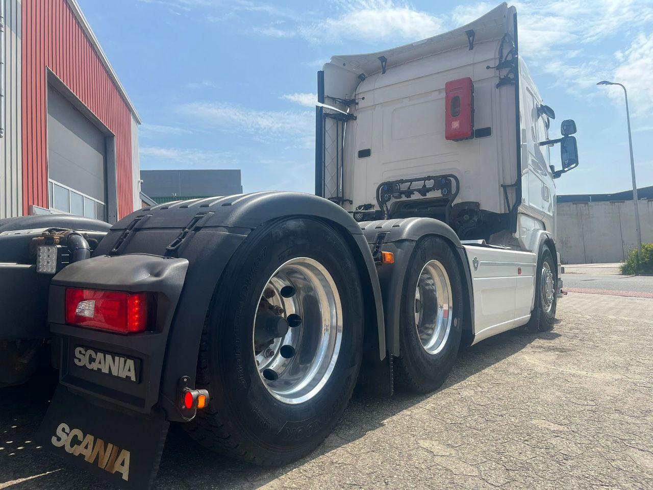 Scania R620-V8 Scania R620 6x4 - Tractor unit: picture 3 Scania R620-V8 Scania R620 6x4 - Tractor unit: picture 3