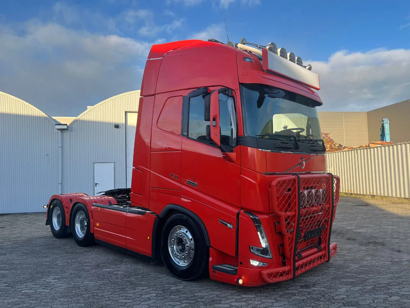 Volvo FH 16.750 FH 16 6x4 - Tractor unit: picture 3 Volvo FH 16.750 FH 16 6x4 - Tractor unit: picture 3