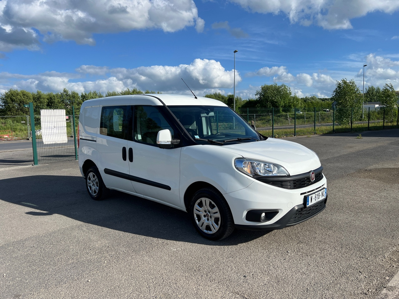 FIAT Doblo Multijet 1.3 95ch Utilitaire - Panel van: picture 1 FIAT Doblo Multijet 1.3 95ch Utilitaire - Panel van: picture 1