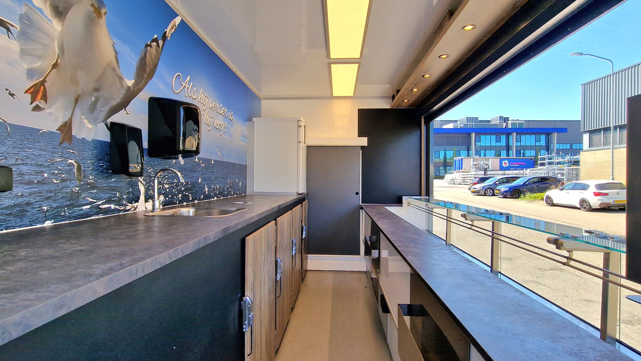 Vending truck FIAT + BK Market Trailers opbouw: picture 6 Vending truck FIAT + BK Market Trailers opbouw: picture 6