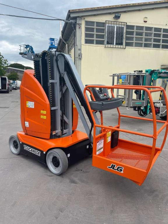JLG TOUCAN 10E - Vertical mast lift: picture 2 JLG TOUCAN 10E - Vertical mast lift: picture 2