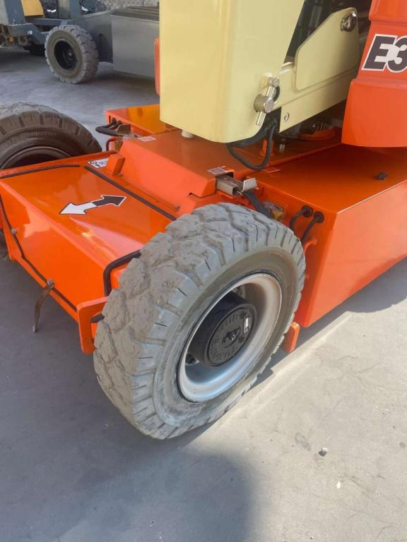 JLG E300AJP - Other machinery: picture 4 JLG E300AJP - Other machinery: picture 4