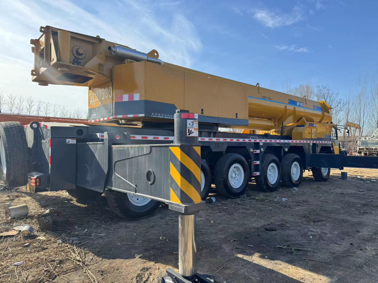 XCMG QAY240 XCT240 XCA240 240 ton 250 ton 260 ton 200 ton 220 ton crane - All terrain crane: picture 4 XCMG QAY240 XCT240 XCA240 240 ton 250 ton 260 ton 200 ton 220 ton crane - All terrain crane: picture 4