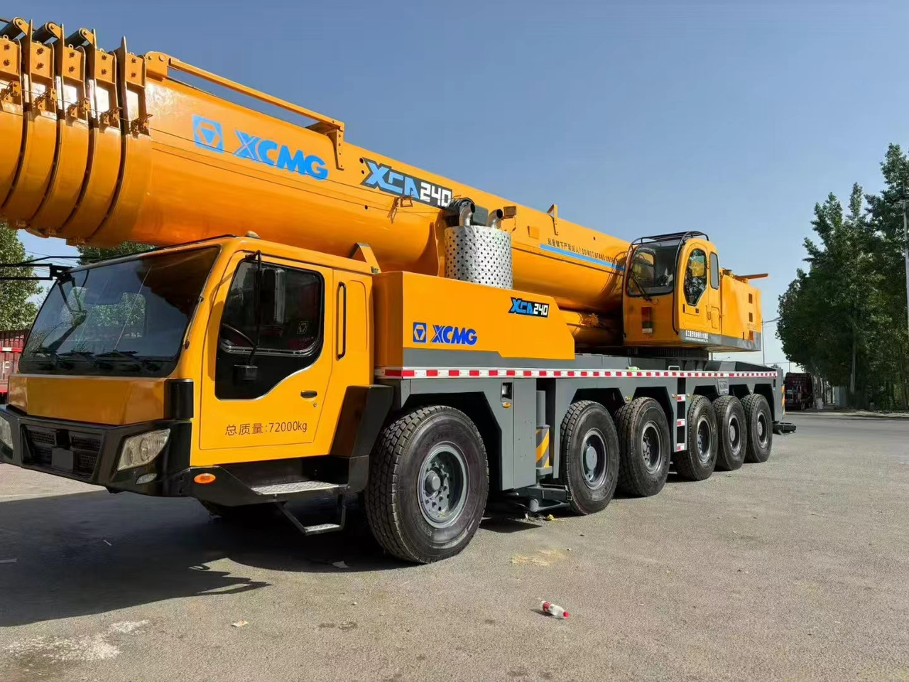 XCMG QAY240 XCT240 XCA240 QY240K 240 ton 250 ton 300 ton 260 ton 200 ton 220 ton crane - All terrain crane: picture 1 XCMG QAY240 XCT240 XCA240 QY240K 240 ton 250 ton 300 ton 260 ton 200 ton 220 ton crane - All terrain crane: picture 1