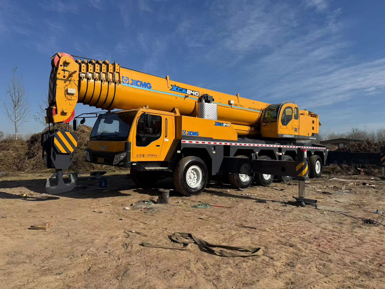 XCMG QAY240 XCT240 XCA240 QY240K 240ton 250ton 300ton 260ton 200ton 220ton crane - All terrain crane: picture 2 XCMG QAY240 XCT240 XCA240 QY240K 240ton 250ton 300ton 260ton 200ton 220ton crane - All terrain crane: picture 2