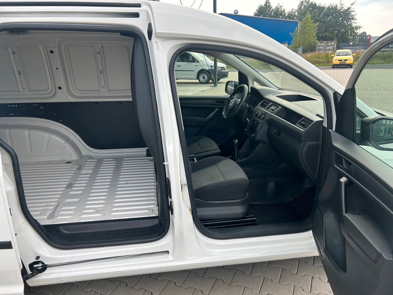 Volkswagen Caddy Kasten | Klima, Navi - Passenger van: picture 5 Volkswagen Caddy Kasten | Klima, Navi - Passenger van: picture 5