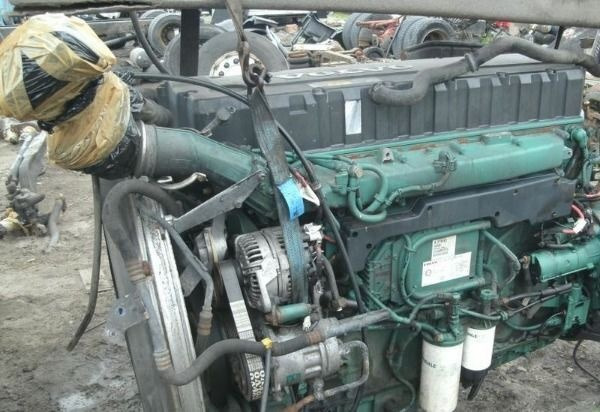 Volvo D12D 420 Volvo FH 12 - Engine for Truck: picture 1 Volvo D12D 420 Volvo FH 12 - Engine for Truck: picture 1
