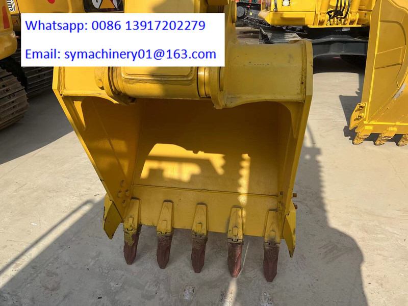 Komatsu PC130 - Crawler excavator: picture 2 Komatsu PC130 - Crawler excavator: picture 2
