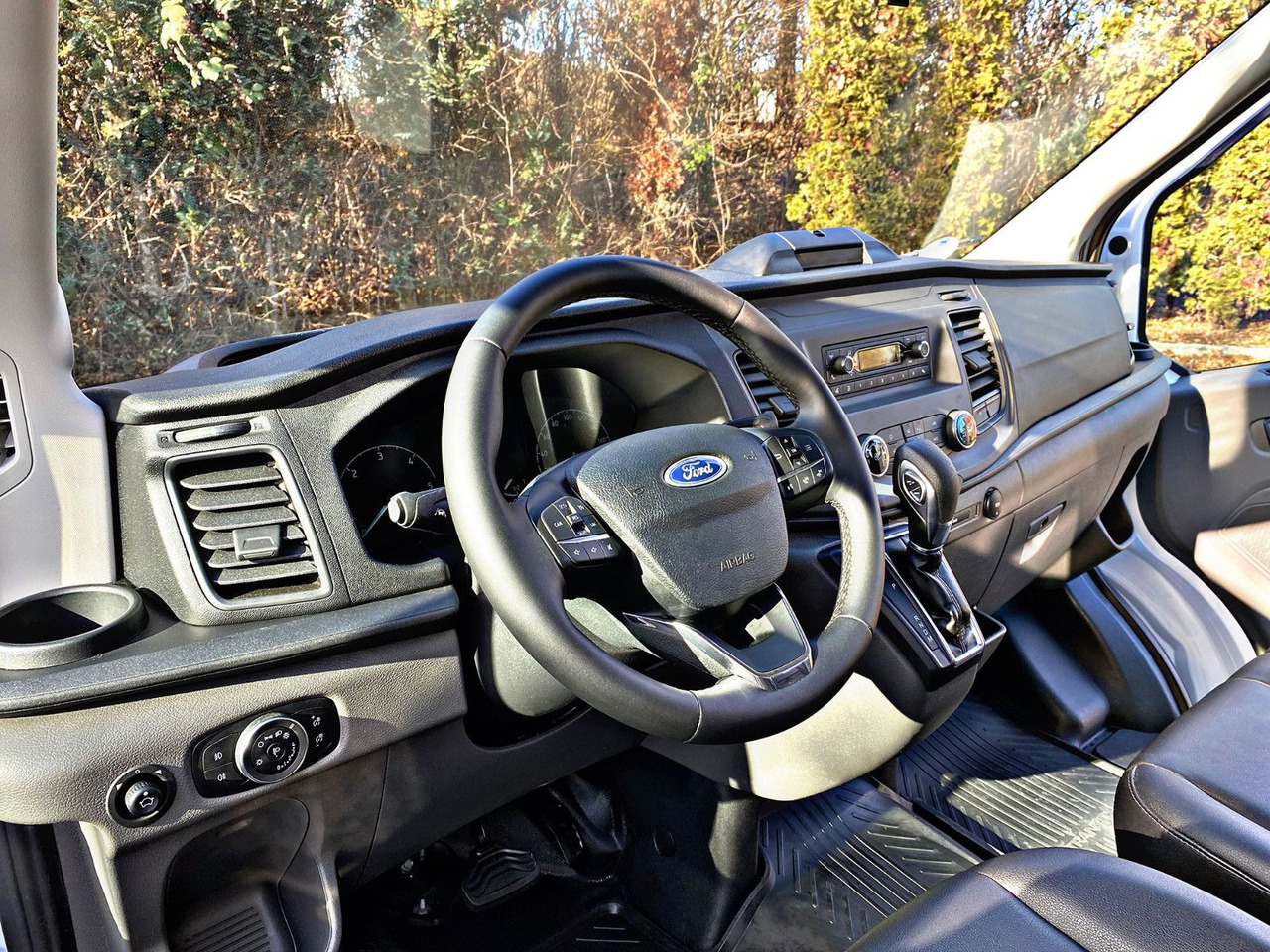 Leasing of  Ford Pritsche 350L2 DoKa|Trend|Garantie bis 08.27|19% Ford Pritsche 350L2 DoKa|Trend|Garantie bis 08.27|19%: picture 10