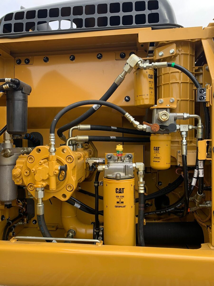 New Caterpillar 323D3 tracked excavator - Crawler excavator: picture 4 New Caterpillar 323D3 tracked excavator - Crawler excavator: picture 4