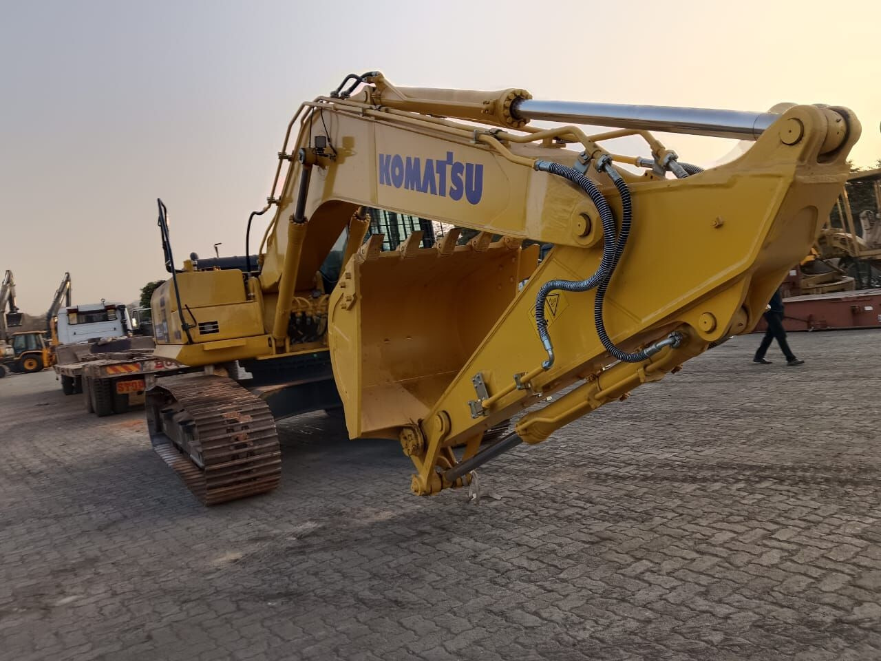 New Komatsu PC210 tracked excavator - Crawler excavator: picture 4 New Komatsu PC210 tracked excavator - Crawler excavator: picture 4