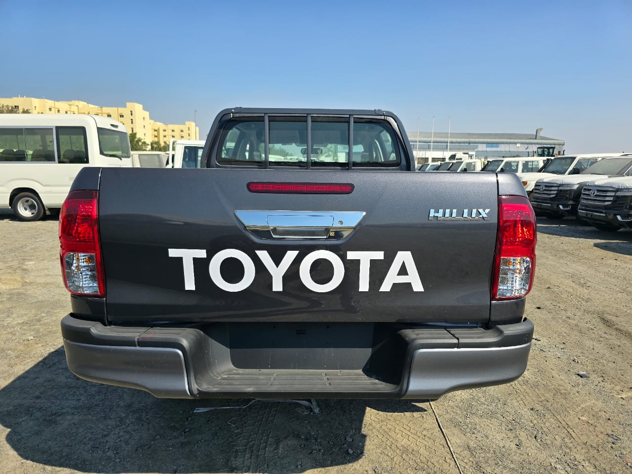 TOYOTA HILUX ACTIVE DOUBLE CAB - Pickup truck, Combi van: picture 1 TOYOTA HILUX ACTIVE DOUBLE CAB - Pickup truck, Combi van: picture 1
