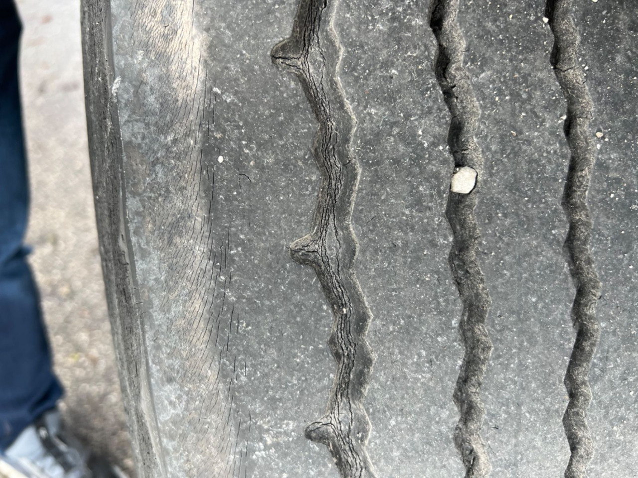 Dropside/ Flatbed trailer Schwarzmüller SCHEUWIMMER: picture 9 Dropside/ Flatbed trailer Schwarzmüller SCHEUWIMMER: picture 9