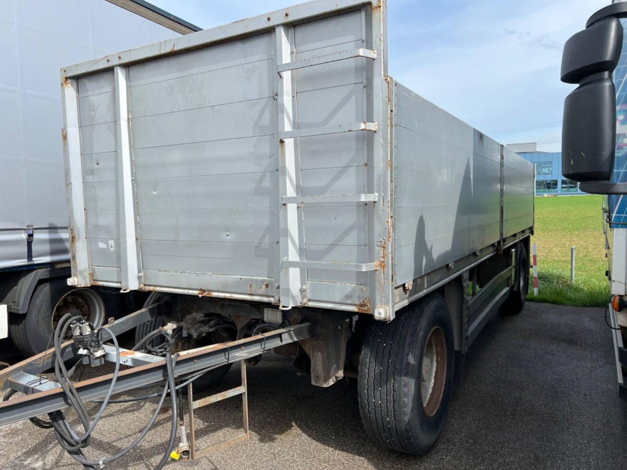 Dropside/ Flatbed trailer Schwarzmüller SCHEUWIMMER: picture 16 Dropside/ Flatbed trailer Schwarzmüller SCHEUWIMMER: picture 16