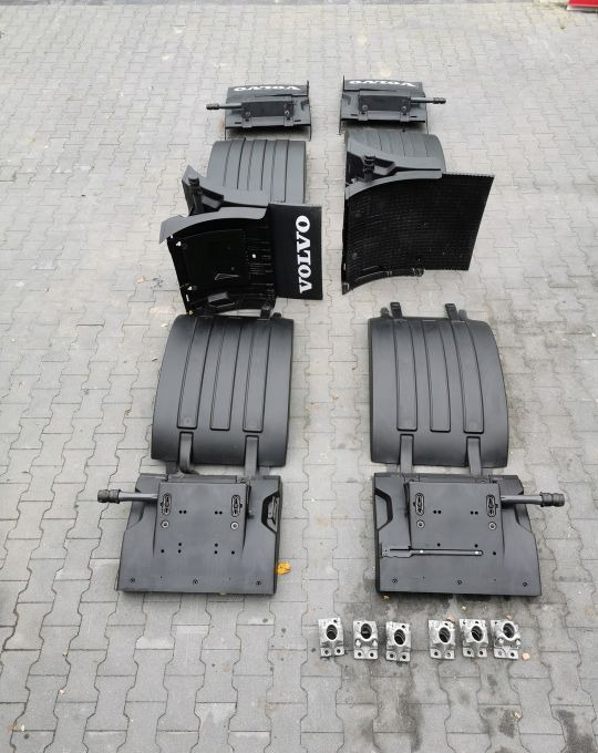 New Fender BŁOTNIKI NADKOLE 2 OS VOLVO FH4 NOWY ORYGINAŁ: picture 1