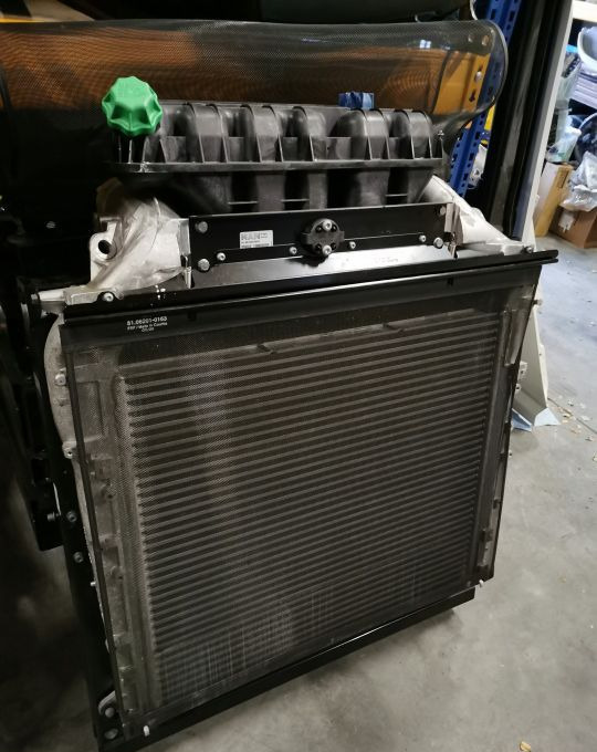 CHŁODNICE MAN TGS NEW MODEL 81.06100-6917 - Radiator for Truck: picture 1 CHŁODNICE MAN TGS NEW MODEL 81.06100-6917 - Radiator for Truck: picture 1