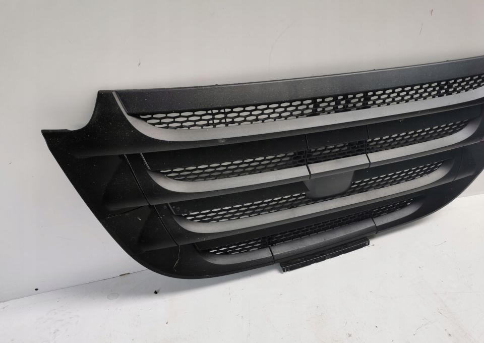 GRILL ATRAPA DAF CF EURO6 1886592 ORYGINAŁ - Grill for Truck: picture 3 GRILL ATRAPA DAF CF EURO6 1886592 ORYGINAŁ - Grill for Truck: picture 3