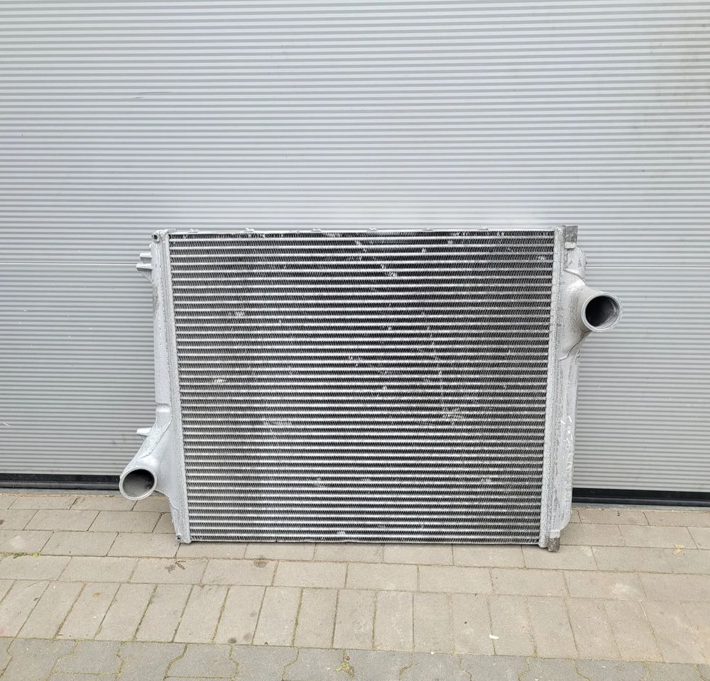 INTERCOOLER RENAULT GAMA T ORYGINAL SZCZELNA 7421892738 CHWALIM116 - Intercooler for Truck: picture 1 INTERCOOLER RENAULT GAMA T ORYGINAL SZCZELNA 7421892738 CHWALIM116 - Intercooler for Truck: picture 1