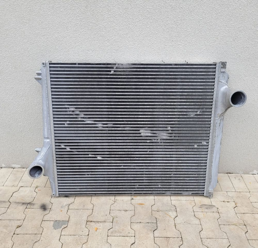 INTERCOOLER VOLVO FH4 RENAULT RANGE T 21631996 ORYGINAŁ CHWALIM116 - Intercooler for Truck: picture 1 INTERCOOLER VOLVO FH4 RENAULT RANGE T 21631996 ORYGINAŁ CHWALIM116 - Intercooler for Truck: picture 1