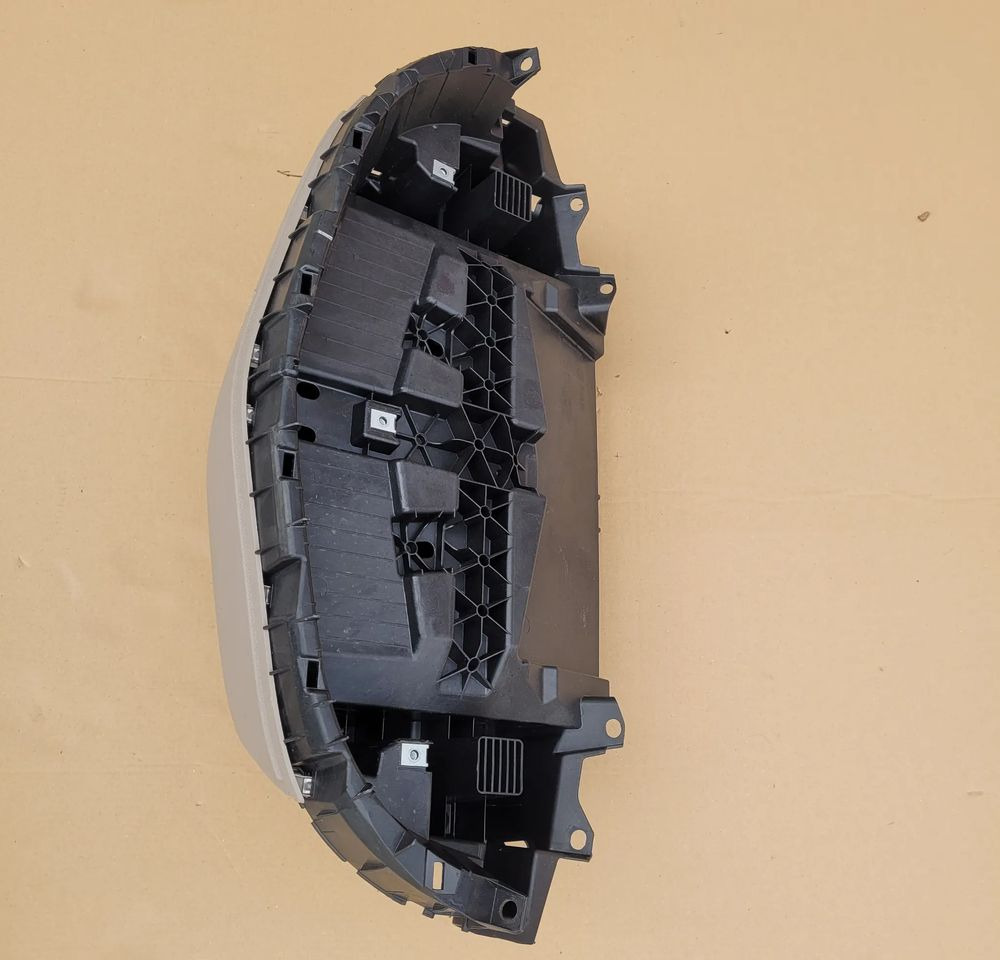 SCHOWEK DESKI ROZDZIELCZEJ DAF XG XD NM 2295671 CHWALIM116 - Cab and interior for Truck: picture 2 SCHOWEK DESKI ROZDZIELCZEJ DAF XG XD NM 2295671 CHWALIM116 - Cab and interior for Truck: picture 2