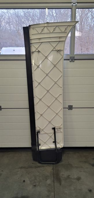 Spojler OWIEWKA SCANIA R 1534039 LEWA NOWY ORYG - Aerodynamics/ Spoiler for Truck: picture 2 Spojler OWIEWKA SCANIA R 1534039 LEWA NOWY ORYG - Aerodynamics/ Spoiler for Truck: picture 2