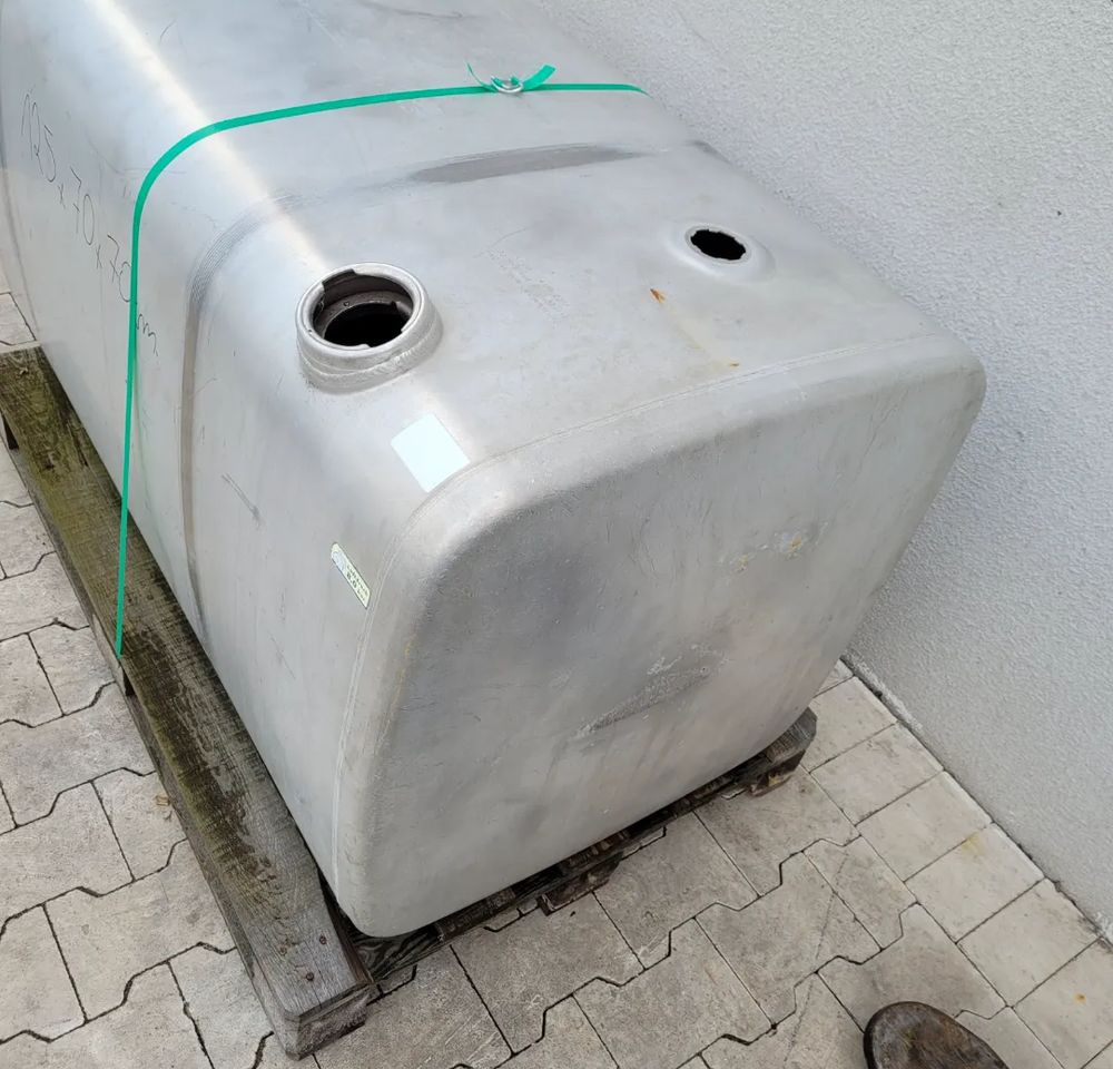 ZBIORNIK PALIWA IVECO STRALIS 560L 125X70X70 - Fuel tank for Truck: picture 2 ZBIORNIK PALIWA IVECO STRALIS 560L 125X70X70 - Fuel tank for Truck: picture 2