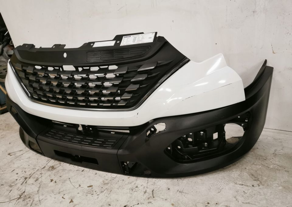 ZDERZAK GRILL IVECO DAYLY NOWY MODEL 2019r - Bumper for Commercial vehicle: picture 2 ZDERZAK GRILL IVECO DAYLY NOWY MODEL 2019r - Bumper for Commercial vehicle: picture 2