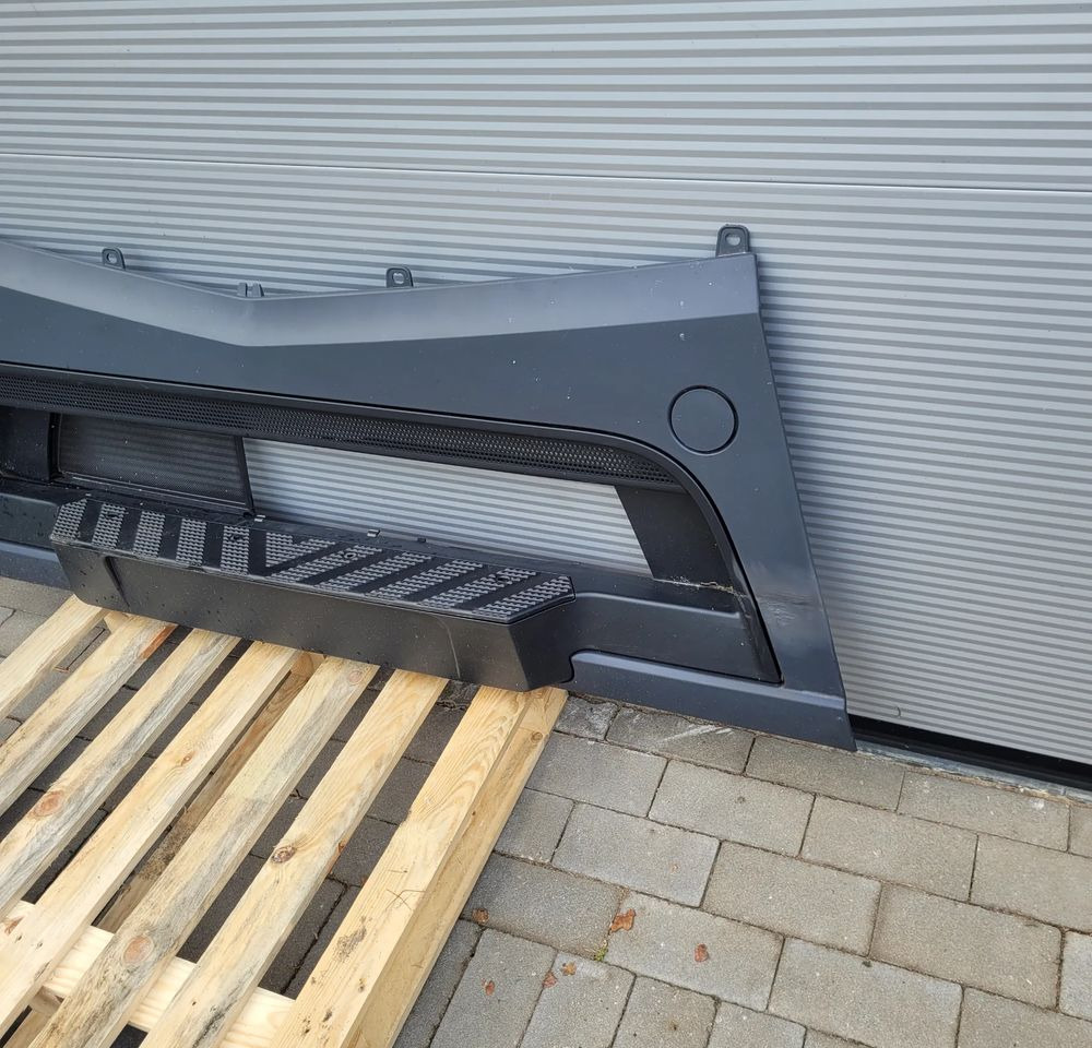 ZDERZAK MERCDESES ACTROS MP4 MP5 ORYGINAŁ CHWALIM116 - Bumper for Truck: picture 2 ZDERZAK MERCDESES ACTROS MP4 MP5 ORYGINAŁ CHWALIM116 - Bumper for Truck: picture 2