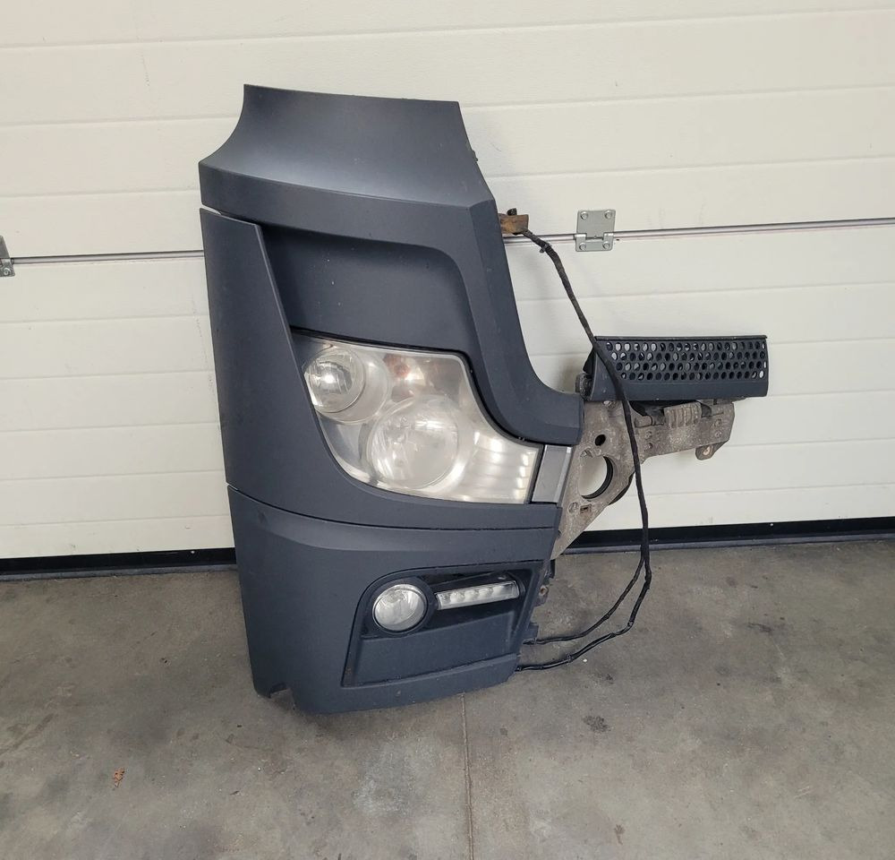 ZDERZAK MERCEDES ACTROS MP4 PRAWY - Bumper for Truck: picture 1 ZDERZAK MERCEDES ACTROS MP4 PRAWY - Bumper for Truck: picture 1