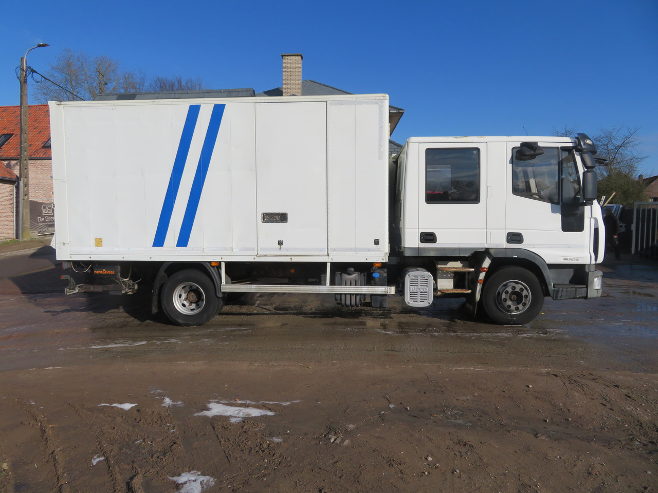 Box truck Iveco Eurocargo ML90E18: picture 8
