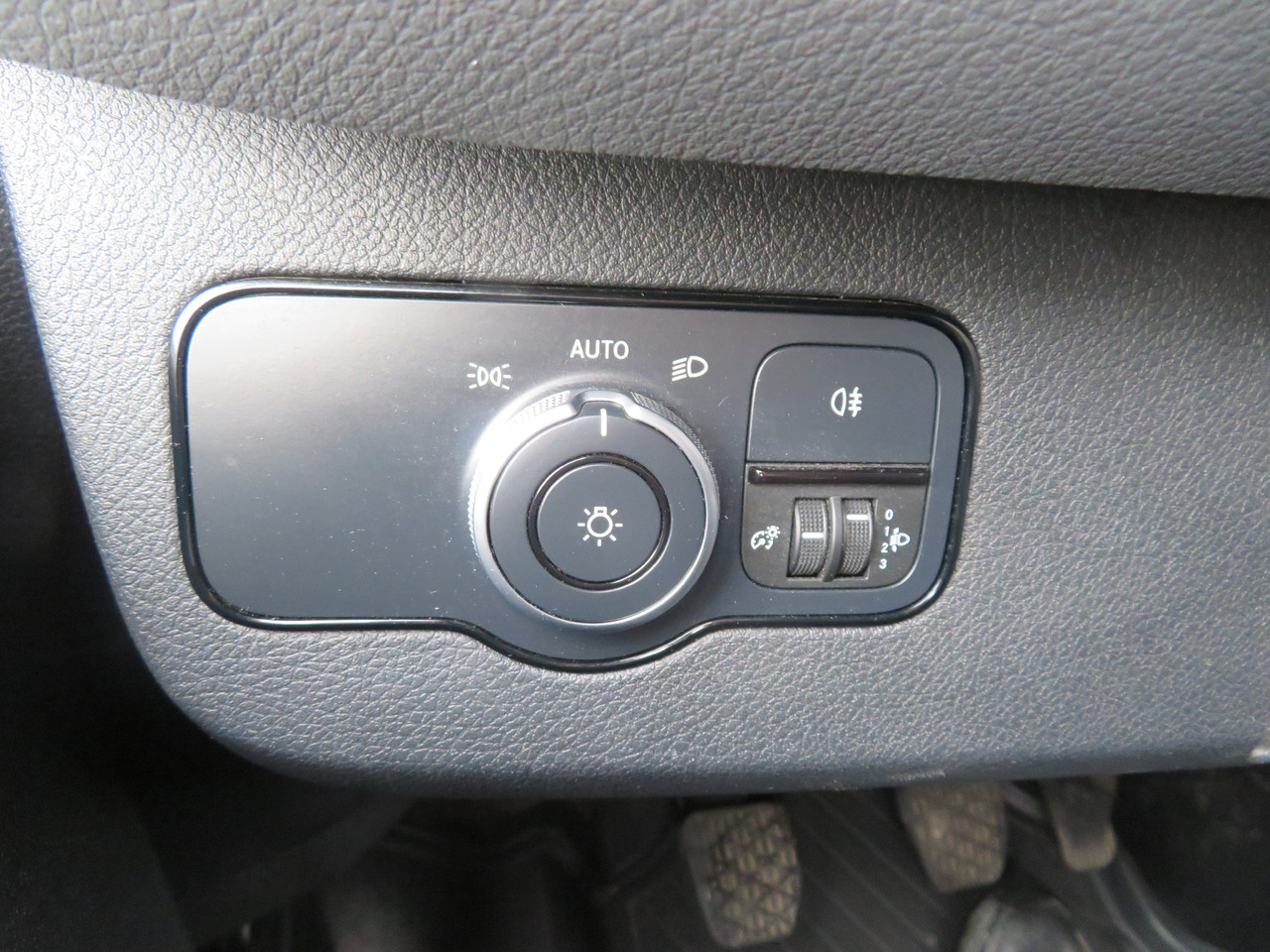 Small van Mercedes-Benz Sprinter 311CDi: picture 15 Small van Mercedes-Benz Sprinter 311CDi: picture 15