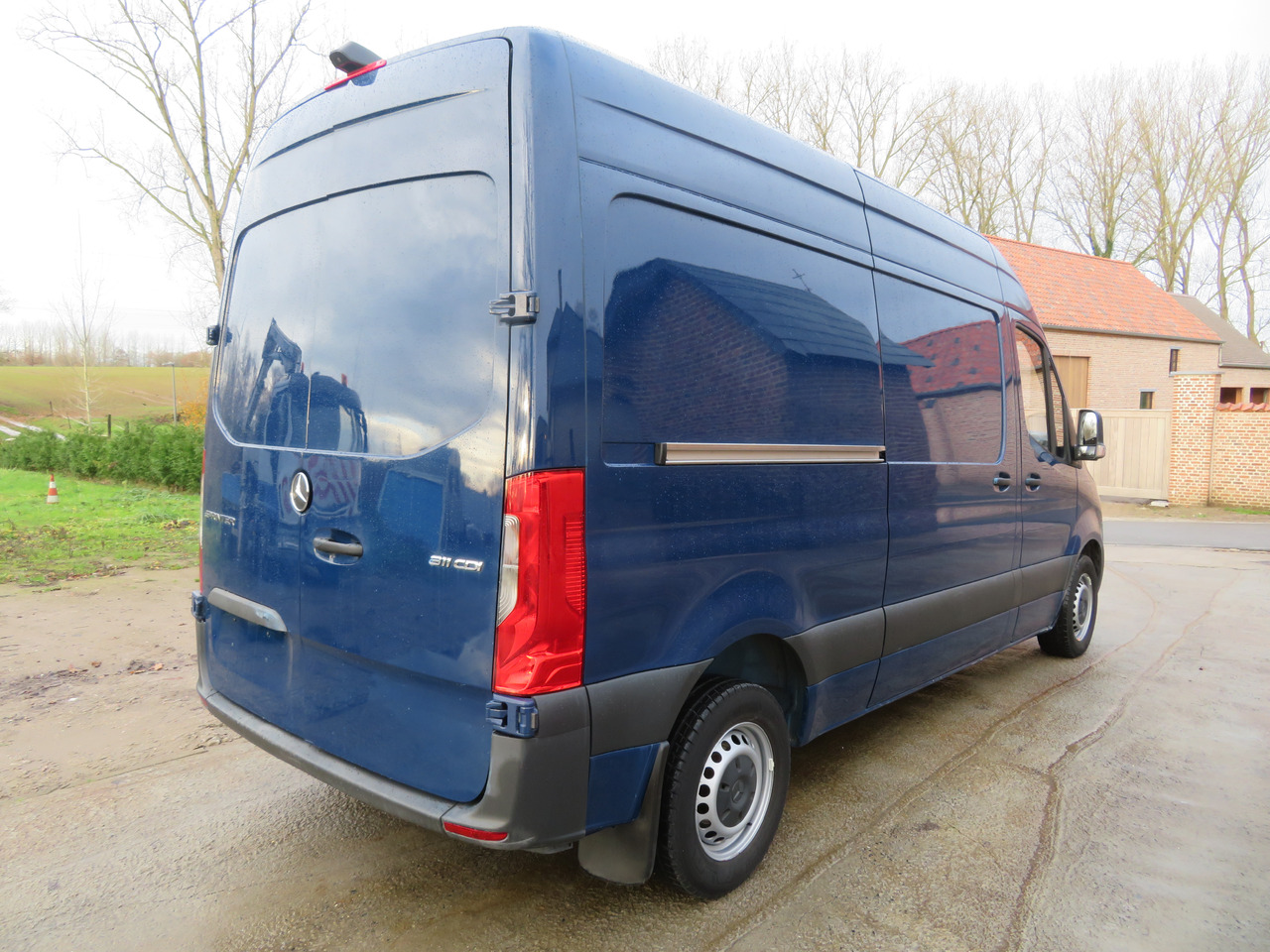 Small van Mercedes-Benz Sprinter 311CDi: picture 7 Small van Mercedes-Benz Sprinter 311CDi: picture 7