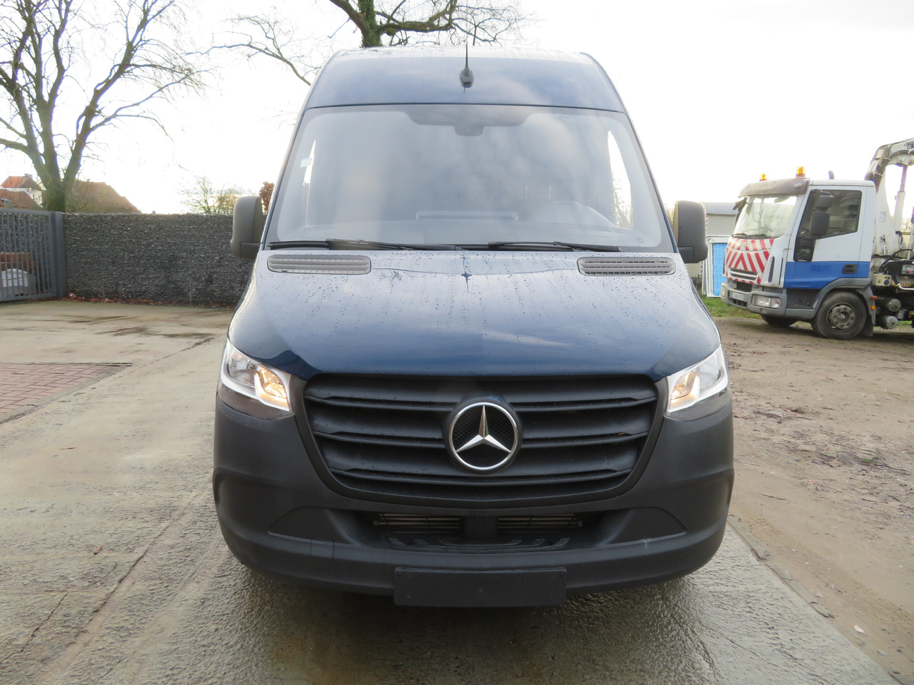 Mercedes-Benz Sprinter 311CDi - Small van: picture 2 Mercedes-Benz Sprinter 311CDi - Small van: picture 2