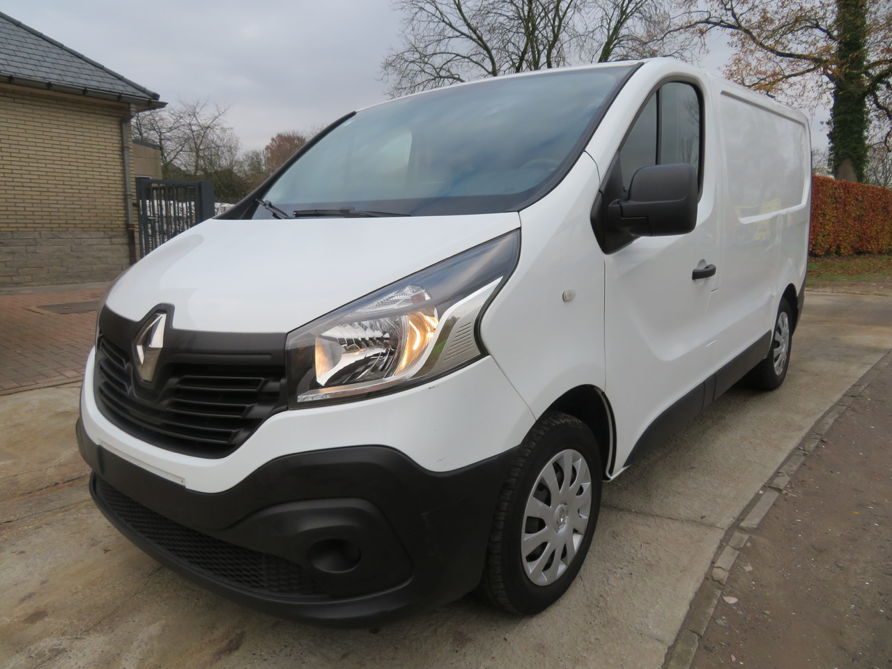 Renault Trafic 1.6dCi L1H1 - Small van: picture 3 Renault Trafic 1.6dCi L1H1 - Small van: picture 3
