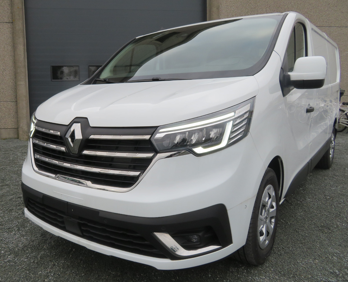 Renault Trafic - L2 - 2.0dCi - Small van: picture 3 Renault Trafic - L2 - 2.0dCi - Small van: picture 3