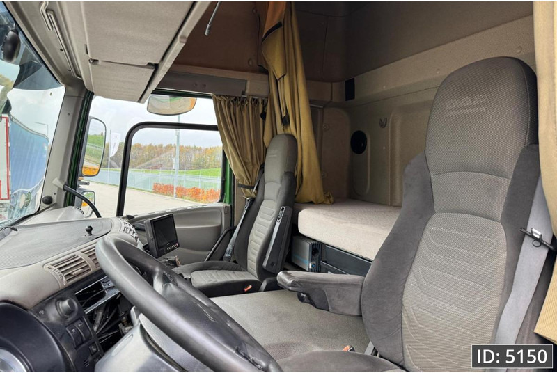 Leasing of DAF CF 85.410 SC, Euro 5, 8x2 / Hiab 422 EP5 + Radio / 5x extendable DAF CF 85.410 SC, Euro 5, 8x2 / Hiab 422 EP5 + Radio / 5x extendable: picture 9 Leasing of DAF CF 85.410 SC, Euro 5, 8x2 / Hiab 422 EP5 + Radio / 5x extendable DAF CF 85.410 SC, Euro 5, 8x2 / Hiab 422 EP5 + Radio / 5x extendable: picture 9