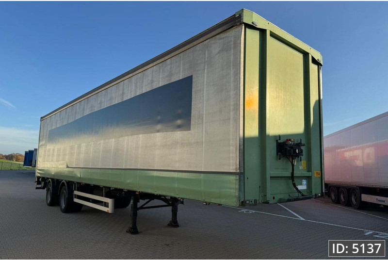 Pacton TBD.2 / DHOLLANDIA 2500kg / Steering axle - Curtainsider semi-trailer: picture 4 Pacton TBD.2 / DHOLLANDIA 2500kg / Steering axle - Curtainsider semi-trailer: picture 4