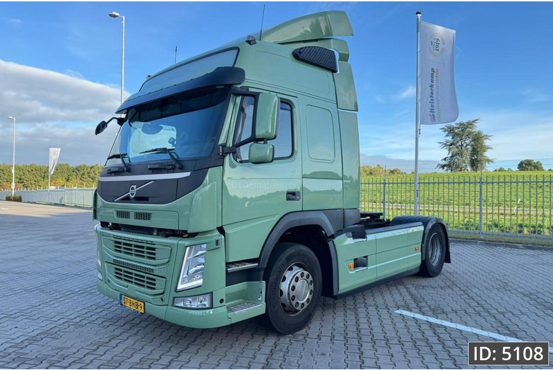 Tractor unit Volvo FM 420 Globetrotter, Euro 6: picture 1