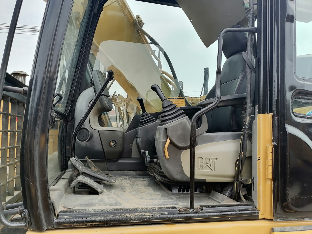 CAT 312D Excavator Click for Discount - Excavator: picture 2 CAT 312D Excavator Click for Discount - Excavator: picture 2