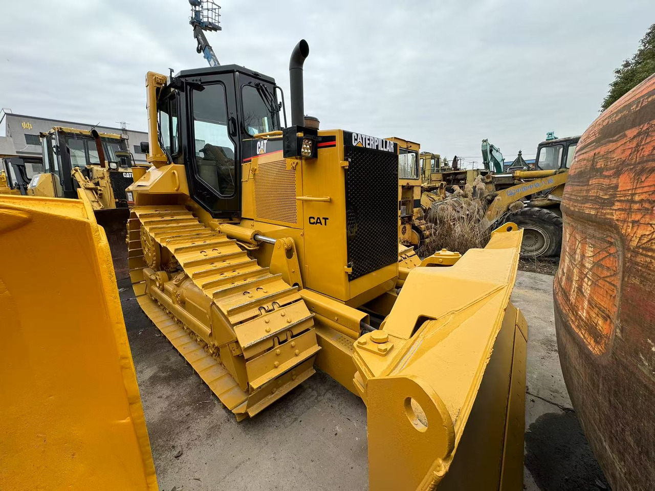 CATERPILLAR Bulldozer D6R Good Condition Click Here for Discount - Bulldozer: picture 4 CATERPILLAR Bulldozer D6R Good Condition Click Here for Discount - Bulldozer: picture 4