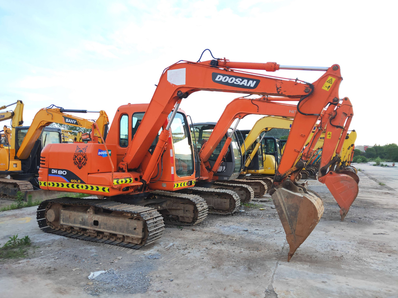 DOOSAN DH80 Mini Excavator Click for Discount - Construction machinery: picture 5 DOOSAN DH80 Mini Excavator Click for Discount - Construction machinery: picture 5